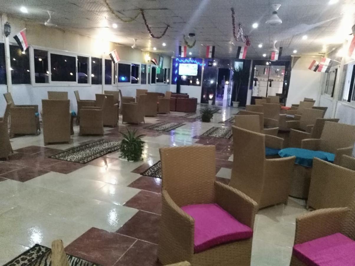 Dolphin Hotel El Qoseir Bagian luar foto
